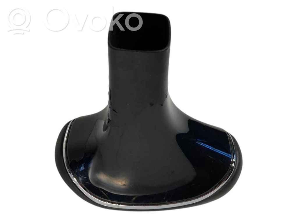 Ātrumu pārslēgšanas sviras dekoratīvā apdare (āda, uzgalis)