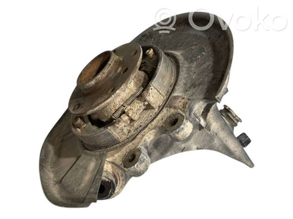 Aizmugurē riteņa rumbas vārpstas šarnīrs (stupica, capfa)