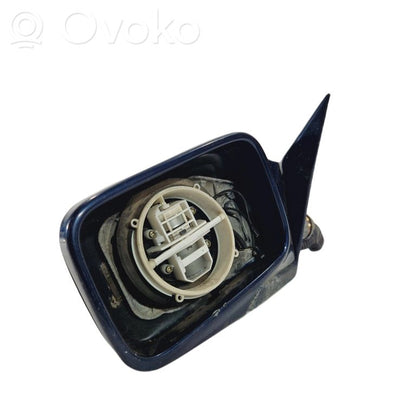Mirror (electrically controlled)