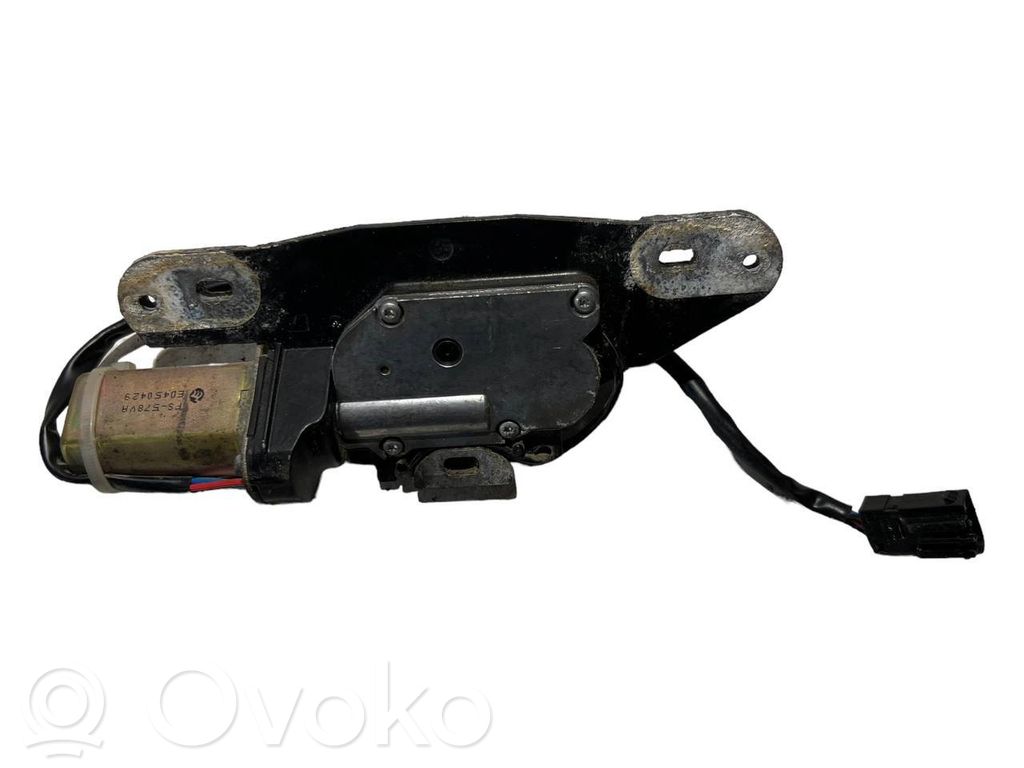 Aizmugurējā pārsega slēdzene