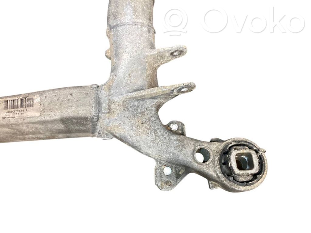 Pusrāmis aizmugurējais / priekšējais