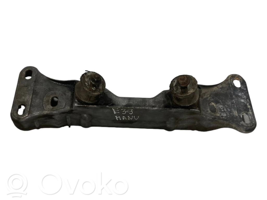 Pārnesumkārbas stiprinājuma kronšteins