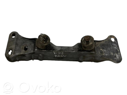 Pārnesumkārbas stiprinājuma kronšteins