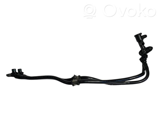 Pārnesumkārbas eļļas dzesētāja caurulīte (-es) / šļūtene (-es)