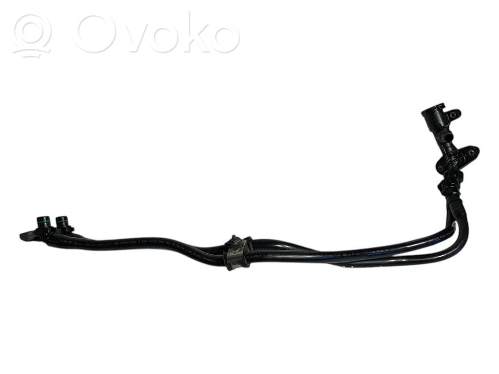 Pārnesumkārbas eļļas dzesētāja caurulīte (-es) / šļūtene (-es)