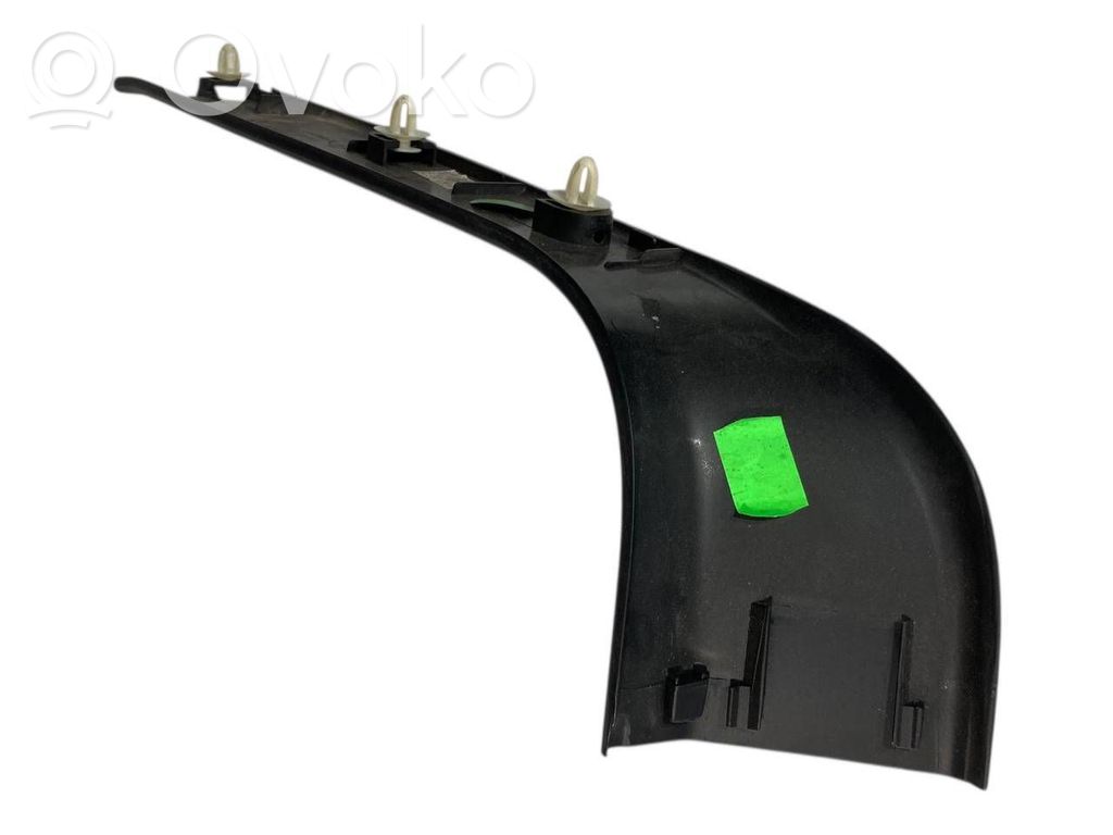 Sānu dekoratīvā apdare (pie loga)