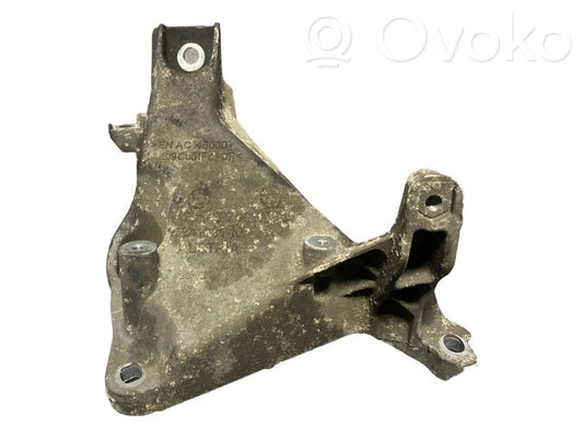 Engine mounting bracket