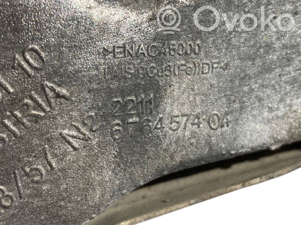 Engine mounting bracket