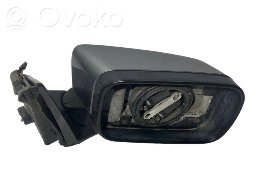 Mirror (electrically controlled)