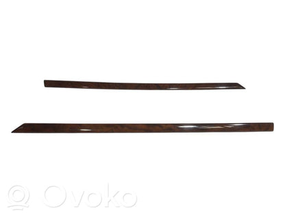 Salona dekoratīvās apdares komplekts