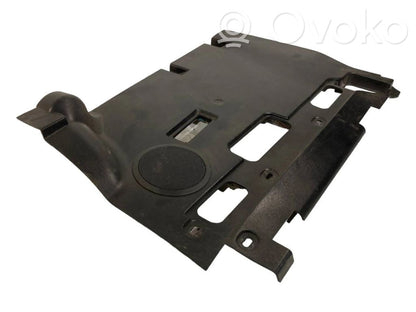 Декоративный щиток панели (нижний)