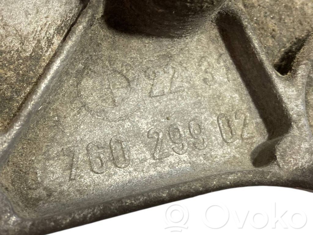 Transmission mounting bracket