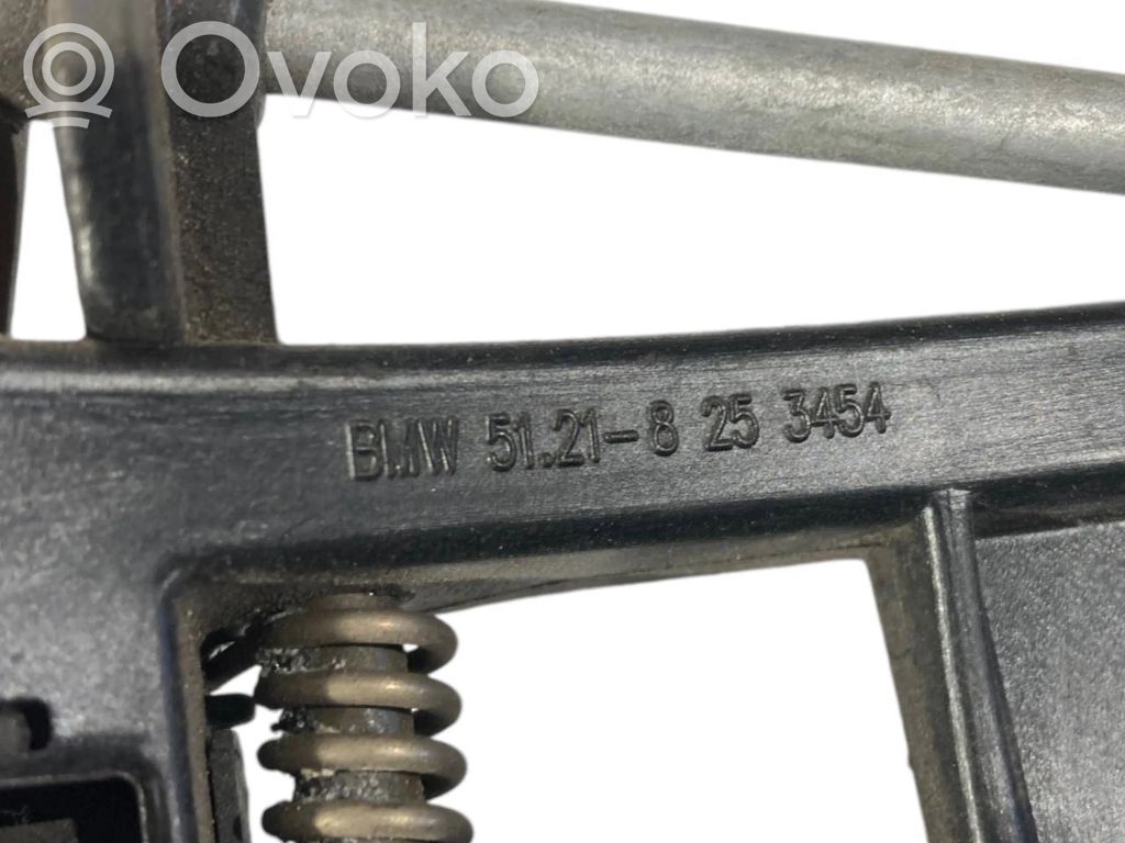 Aizmugurē turētājs / kronšteins ārējam atvēršanas rokturim