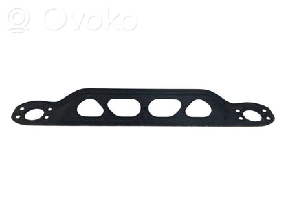 Priekšpusē bampera sastiprinājums