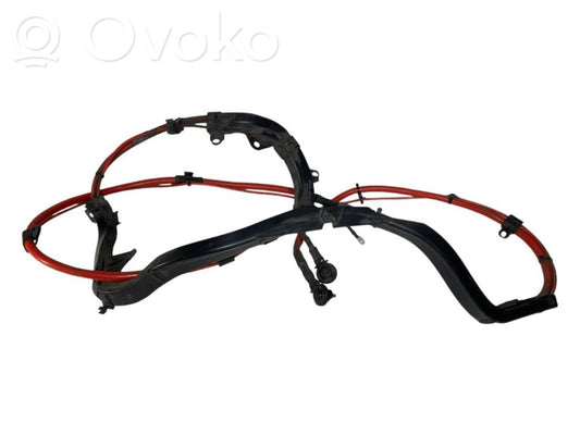 Положительный провод (аккумулятор)