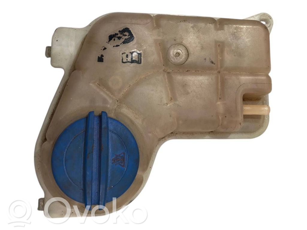 Dzesēšanas šķidruma izplešanās tvertne