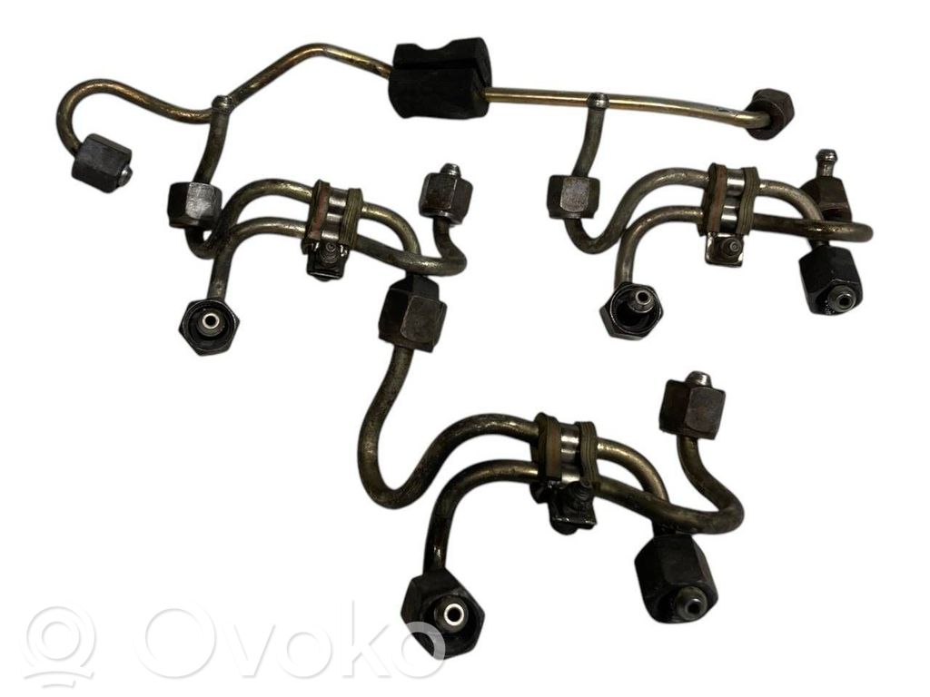 Degvielas caurulīte (-es)