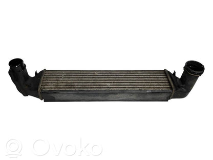 Starpdzesētāja radiators