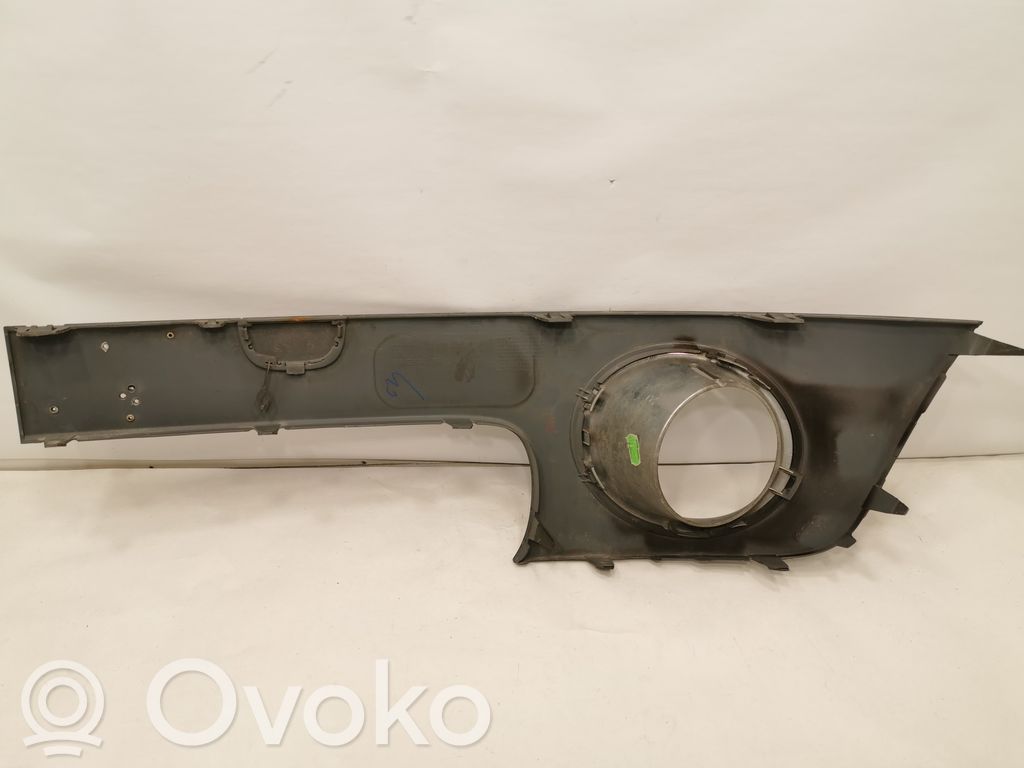 Fog lamp decorative grille