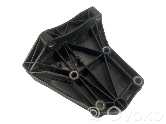 Gaisa kondicionēšanas kompresora stiprinājums