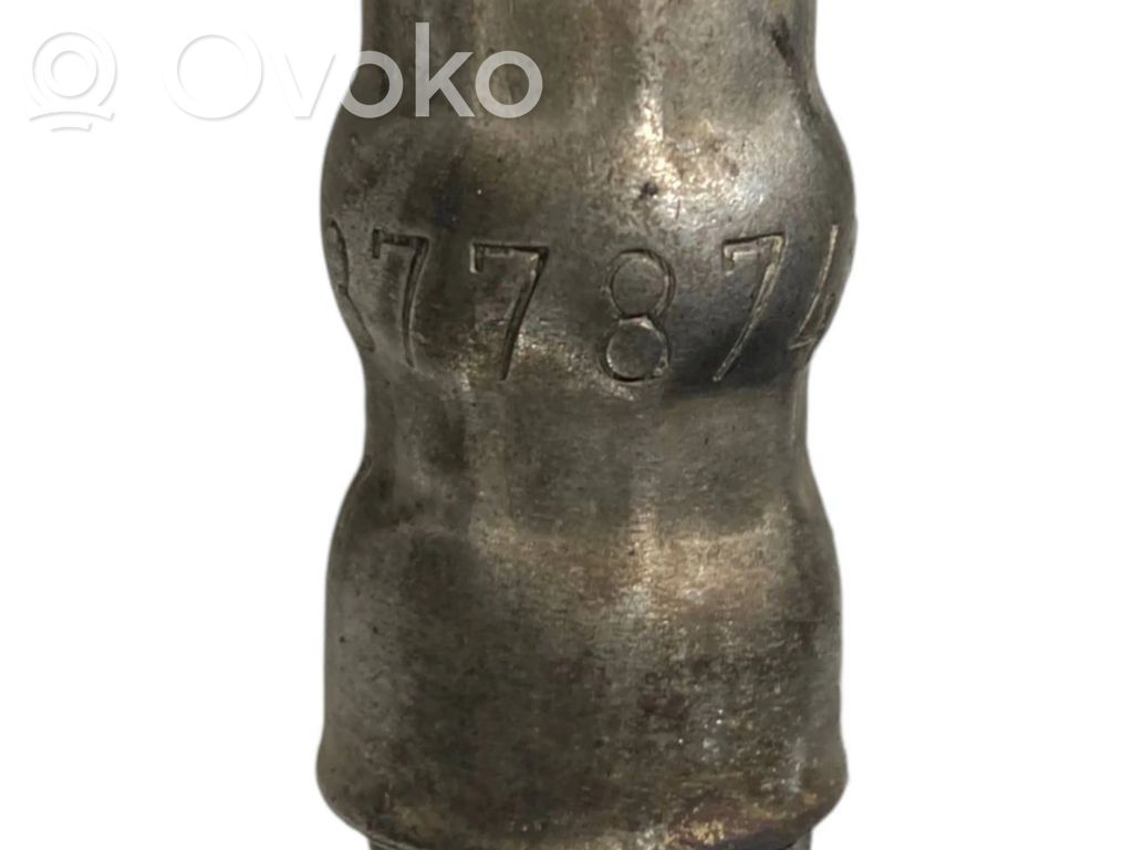 Degvielas caurulīte (-es)