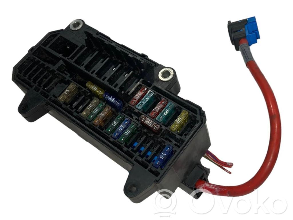 Fuse block