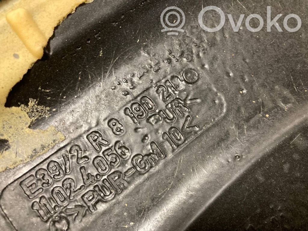 Aizmugurējais sēdeklis