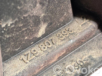 Aizmugurējā bufera montāžas kronšteins