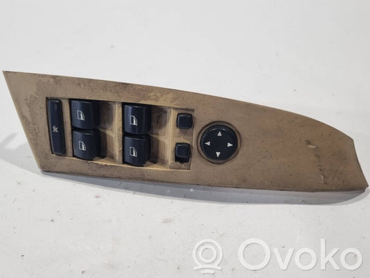 Power window switch