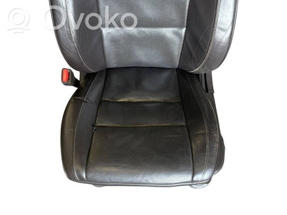 Sēdekļu komplekts