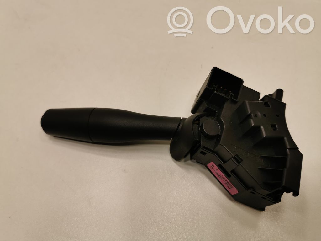 Pagrieziena signālu / lukturu sviria