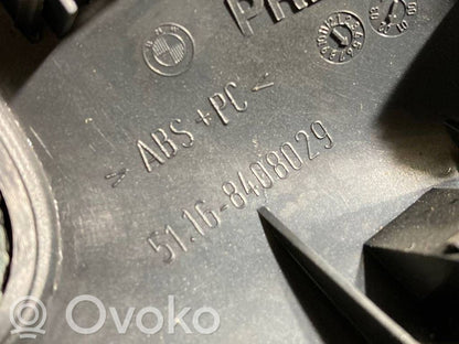 Ātrumu pārslēgšanas sviras dekoratīvā apdare (plastmasas)