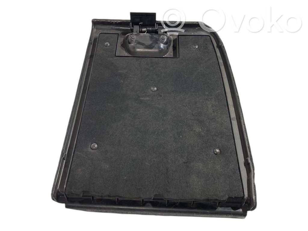 Sānu dekoratīvās apdares panelis