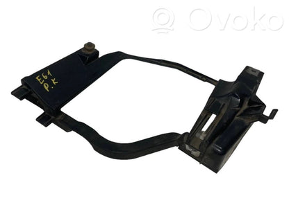 Priekšējā luktura turētājs