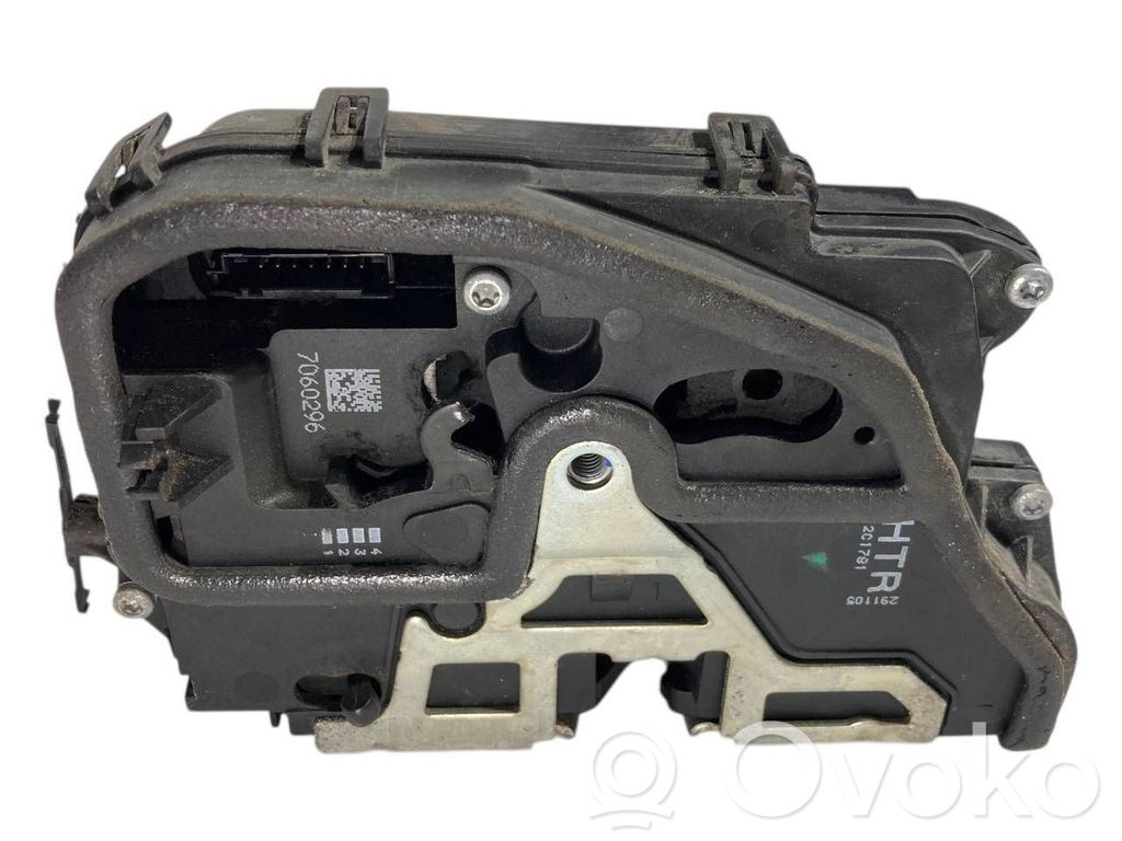 Aizmugurē slēdzene