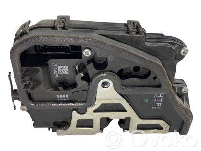 Aizmugurē slēdzene