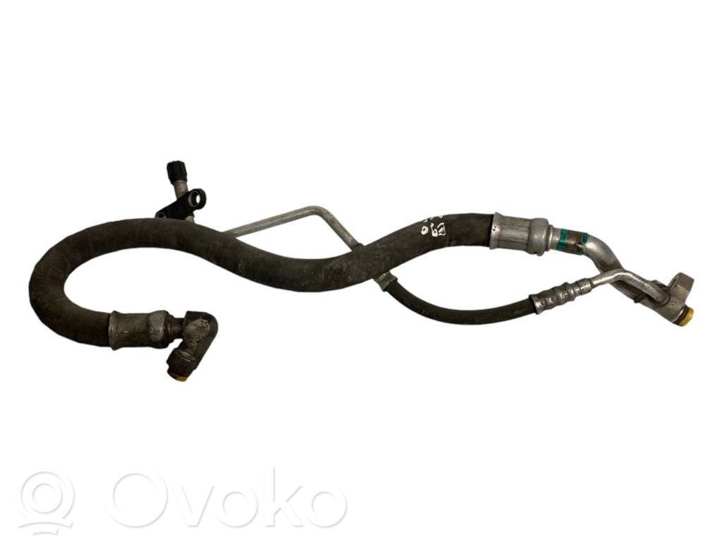 Air conditioner pipe(s) / hose(s)