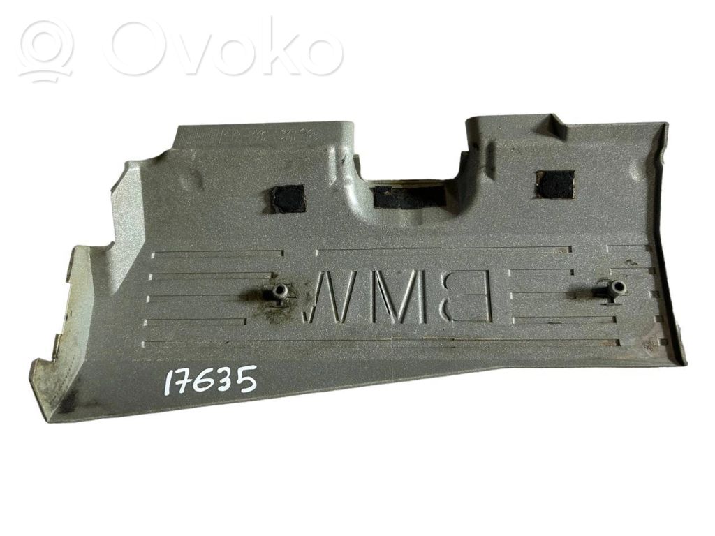 Dzinēja pārsegs (dekoratīva apdare)