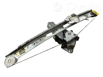 Priekšpusē elektriskā loga pacelšanas mehānisma komplekts