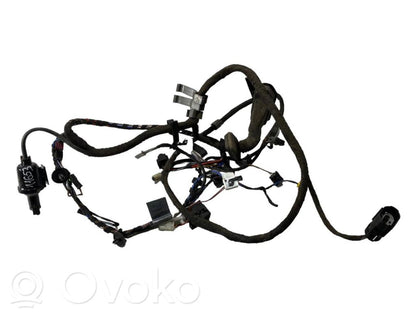 Priekšējo durvju vadu instalācija