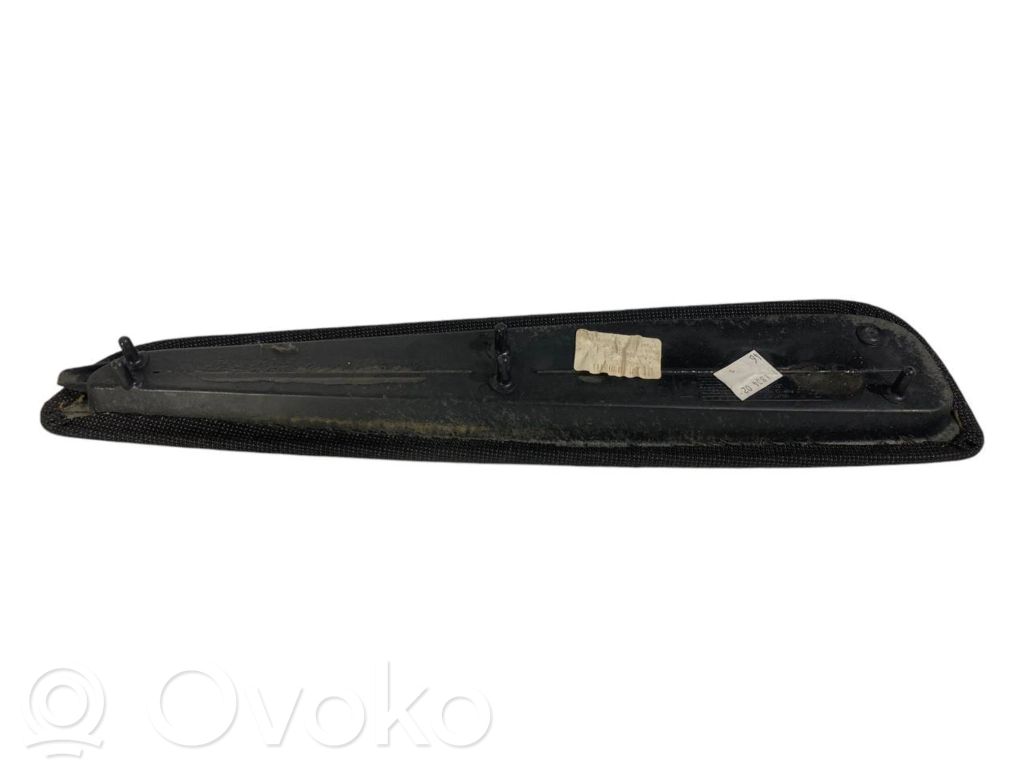 Cita veida salona detaļa