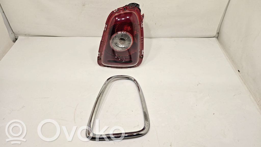 Aizmugurējais lukturis virsbūvē