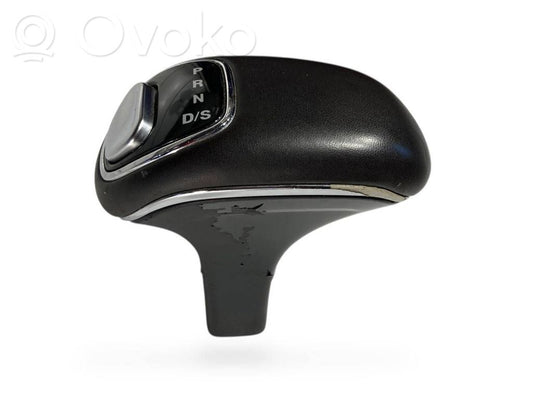 Ātrumu pārslēgšanas sviras dekoratīvā apdare (āda, uzgalis)