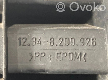 Apakšējais režģis (trīsdaļīgs)