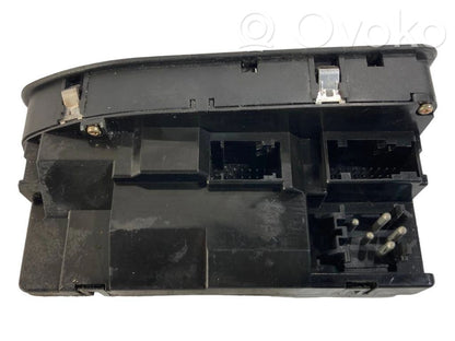 Power window switch