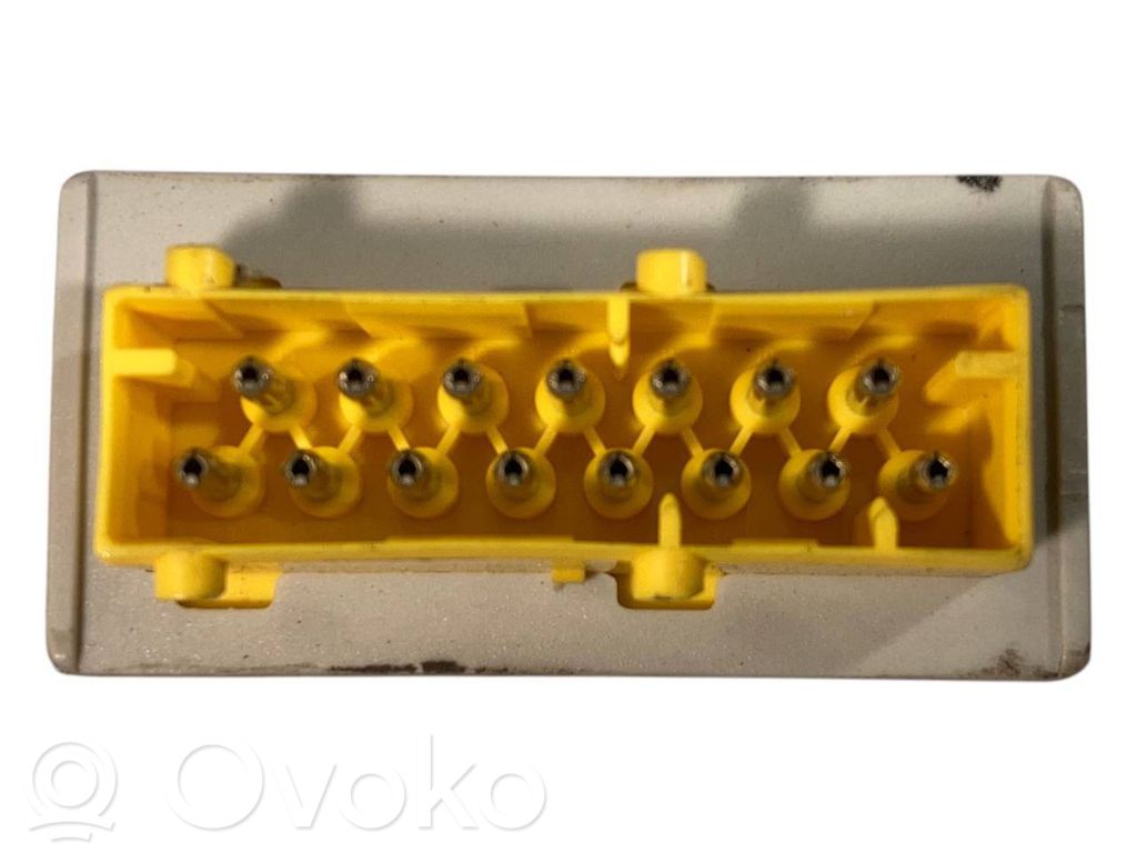 Aizdedzes ECU komplekts