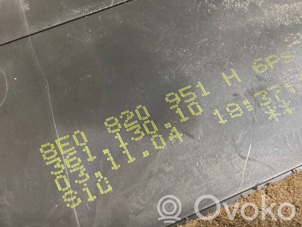Centrālais gaisa ventilācijas režģis