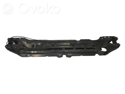 Верхняя часть панели радиатора (телевизор)