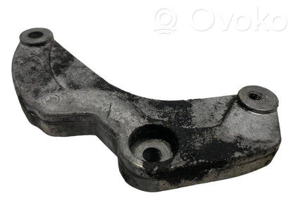 Крепление генератора