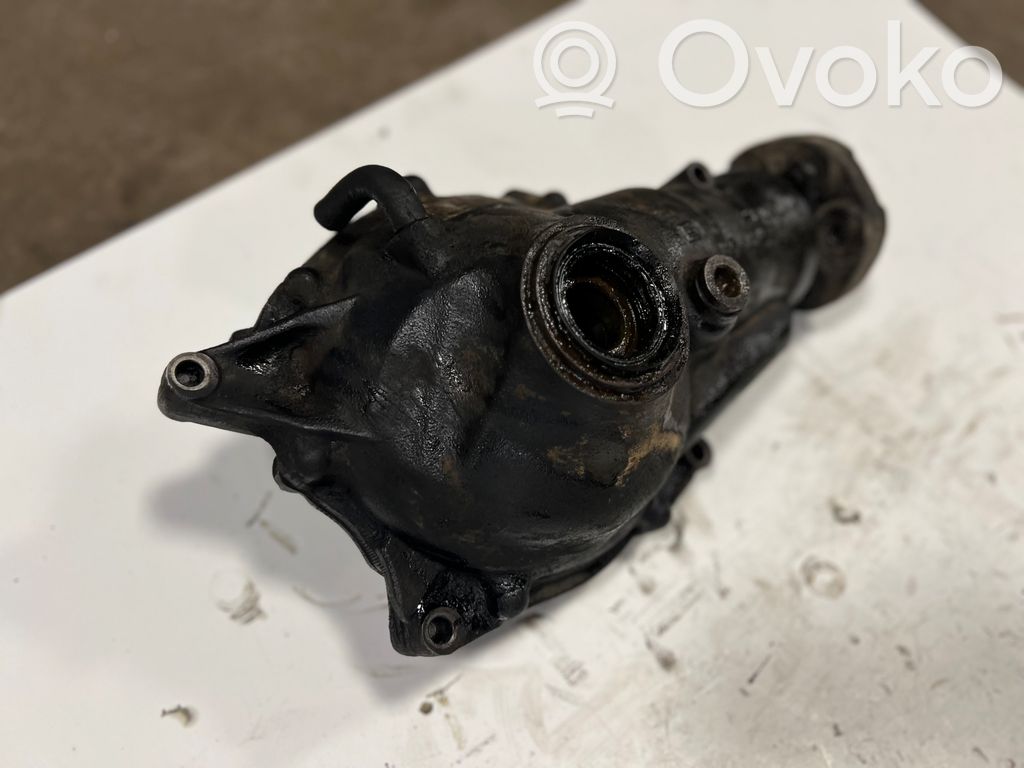 Priekšējais reduktors